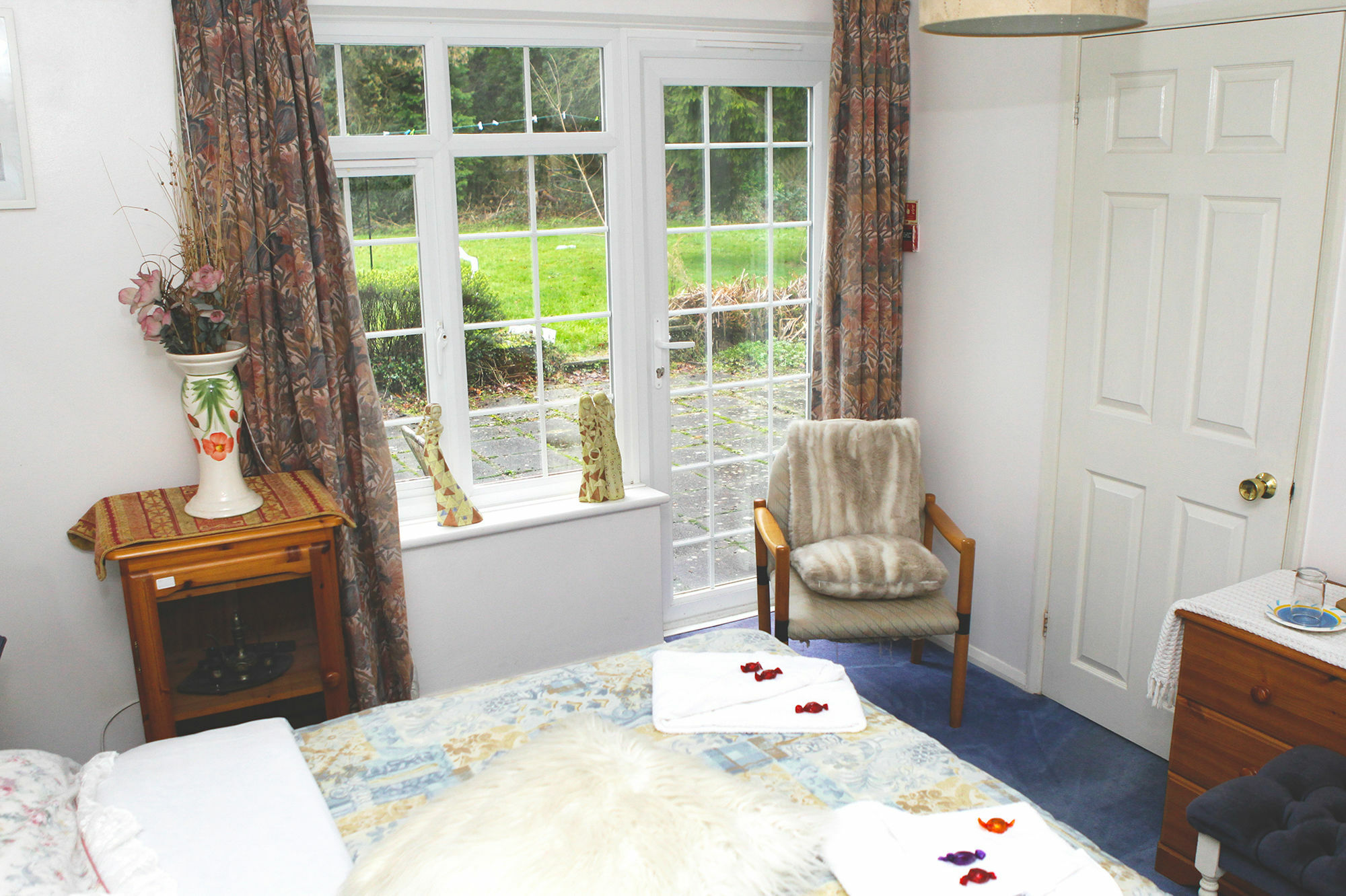 Gasthuis Da Vinci & Guest Parking, A Real Gem Crawley (West Sussex)